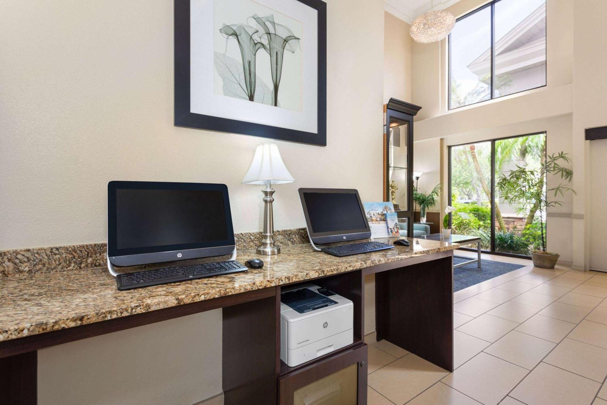 Hotel La Quinta By Wyndham Bonita Springs Naples North Exteriér fotografie
